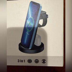 3-in-1 Wireless Charging Stand - Black NEW IN BOX